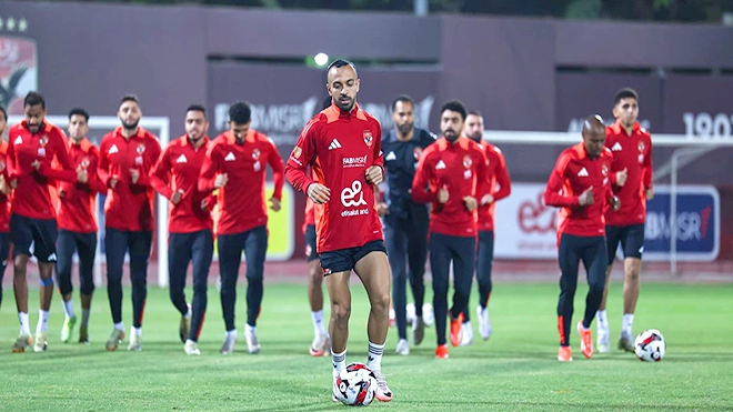 ​الأهلي المصري يلتقي زد وسموحة يستقبل الزمالك