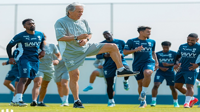 الهلال والاتحاد باختبارين خطرين لفض الشراكة في الصدارة