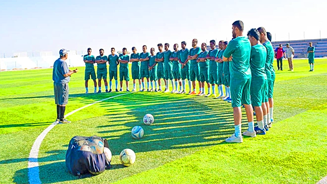 التغذية الصحية وإصابات الملاعب تتصدران فعاليات اليوم التدريبي في الدورة الآسيوية (C)