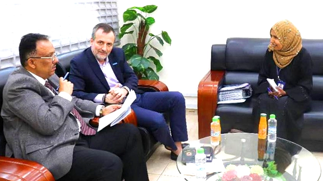 رئيس مصلحة الجمارك يبحث مع مسؤول أممي التعاون في مجال الإعفاءات الجمركية