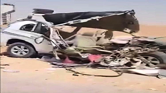 حادث سير لعائلة في طريق اليمن عُمان
