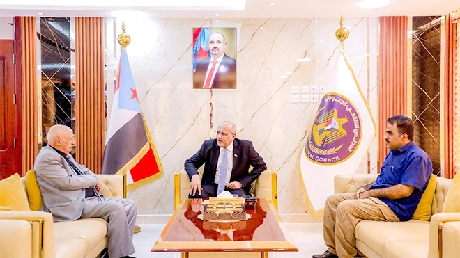 ​الانتقالي يطَّلع على أوضاع السجون بالعاصمة عدن والمحافظات المحررة