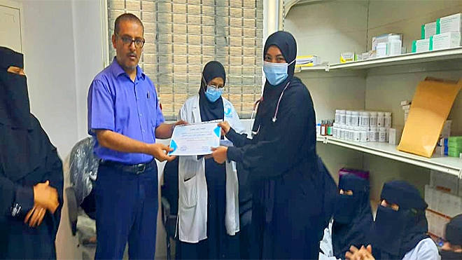 صحة دار سعد تكرم موظفي مركز الأمومة والطفولة