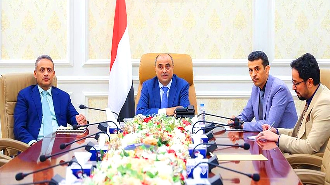 رئيس الوزراء يستعرض مع وزير الدولة البريطاني القضايا المشتركة