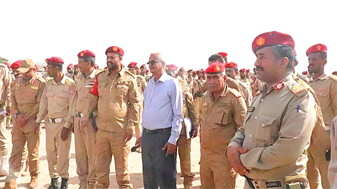 ​وفد عسكري رفيع يتفقد معسكر الشرطة العسكرية الجنوبية ويشيد بجاهزية قواته