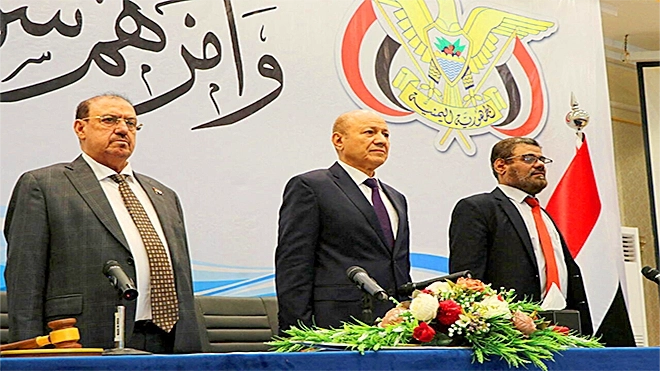 برلمان مشلول وأحزاب في ثلاجة الموتى.. هل يصلح الرئاسي ما أفسدته المحاصصة؟