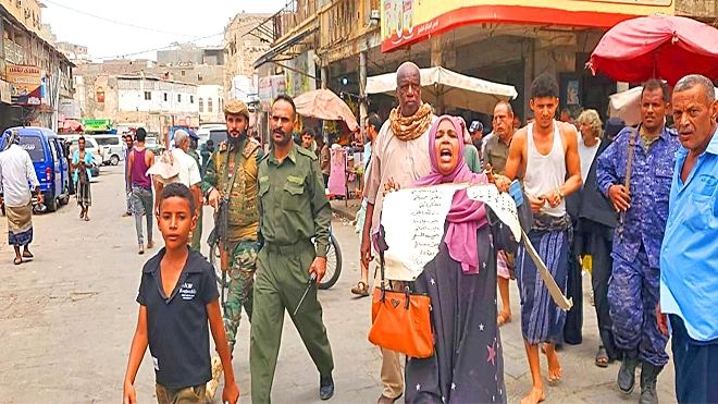خطوات استباقية في عدن.. مخاوف من غضب شعبي على غرار حضرموت