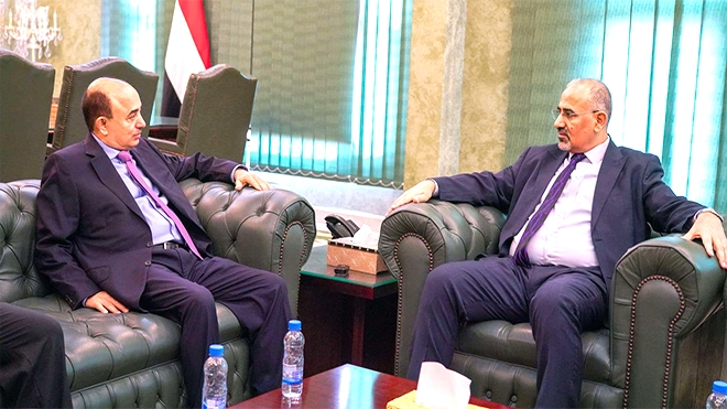 الزُبيدي خلال لقائه اليوم رشاد هائل سعيد أنعم