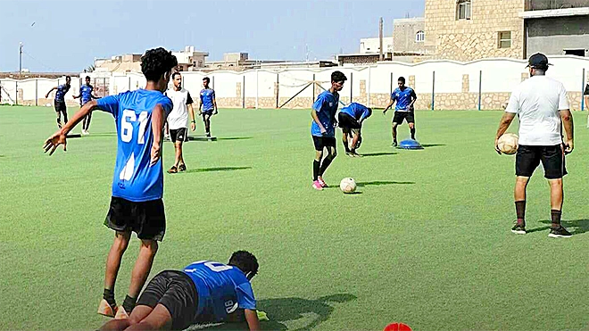 نادي دلما السقطري يواصل استعداداته قبل التوجه إلى أبوظبي