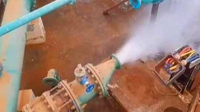 بدء الضخ التجريبي إلى شبكة المياه الجديدة بحوطة لحج
