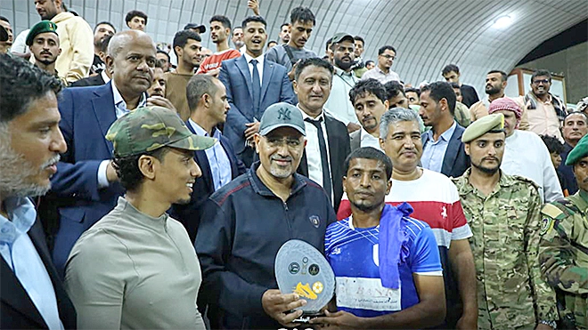 لاعب الجلاء خالد محمد هداف البطولة