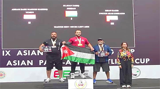 فضيتان للبطل أدهم بدر في البطولة الآسيوية لمصارعة الذراعين بالإمارات