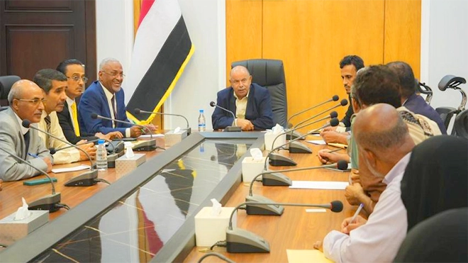 ​اجتماعاً موسعاً بحضرموت يناقش معالجة قضايا المعلمين