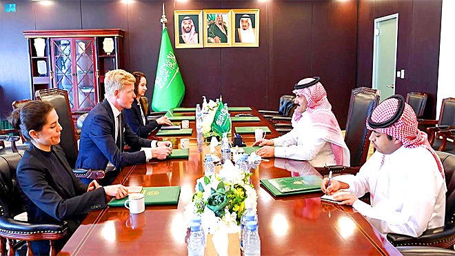 السعودية تكثّف تحركاتها لمنع انزلاق اليمن إلى حرب إقليمية