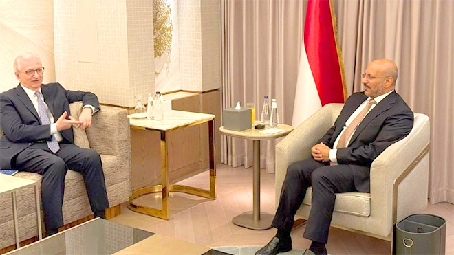 ​طارق صالح يناقش مع السفير الألماني انعكاسات الوضع الإقليمي على اليمن