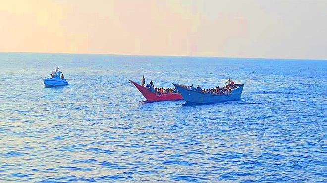 ​اعتراض قوارب تهريب مهاجرين غير شرعيين في خليج عدن