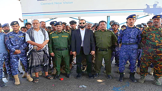 ​محافظ أبين يتفقد النقاط الأمنية ويشدد على رفع الجاهزية والانضباط
