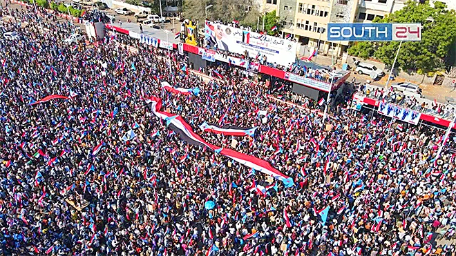 ​عكاشة: ماذا بعد مليونية الرابع من مايو؟