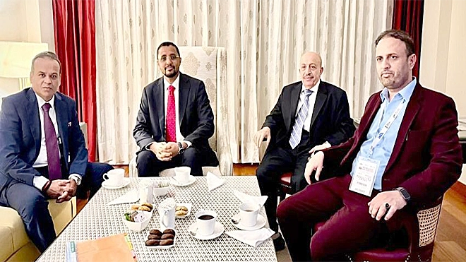 ​الوزير القديمي خلال لقائه في نيودلهي سفير عُمان ووزير خارجية موريشيوس وأمين عام رابطة المحيط الهندي