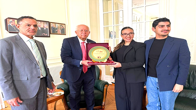 منظمة السلام العالمية تُكرم السفير رياض ياسين