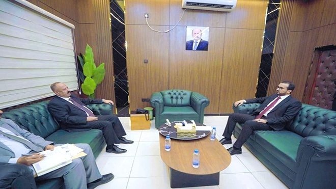 وزير النقل يلتقي وزيري الزراعة والخدمة المدنية