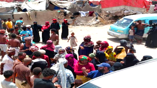توزيع كسوة العيد لـ 200 طفل في لحج وعدن