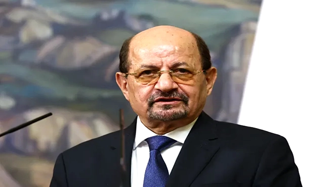 رئيس الوزراء وزير الخارجية يعزي في وفاة المناضل الكبير أنيس حسن يحيى