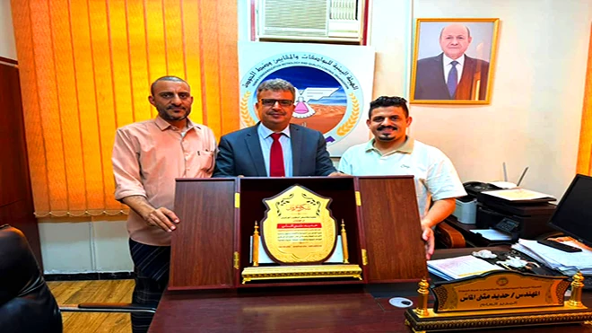 تجار الذهب يكرمون مدير هيئة المواصفات وضبط الجودة