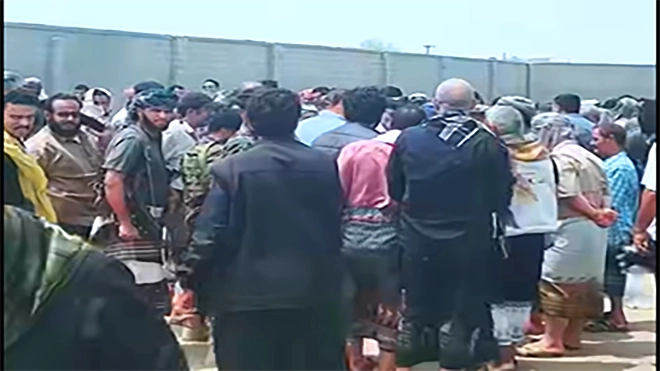جموع تشيع اللواء صالح عبدالحبيب رئيس مصلحة السجون السابق