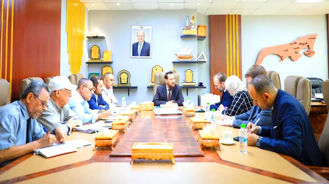 ​المحافظ شيخ يطالب بدعم أممي للنهوض بعدن اقتصاديا